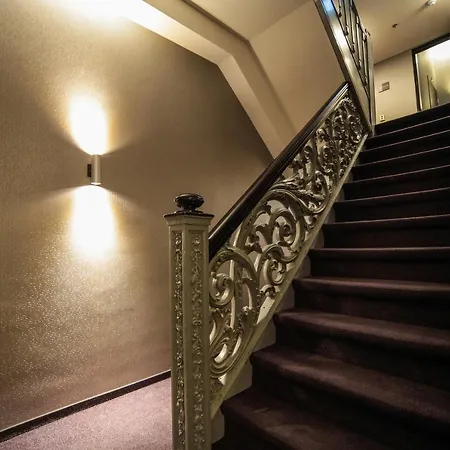 Hotel a capsule Double Room In Mansion *